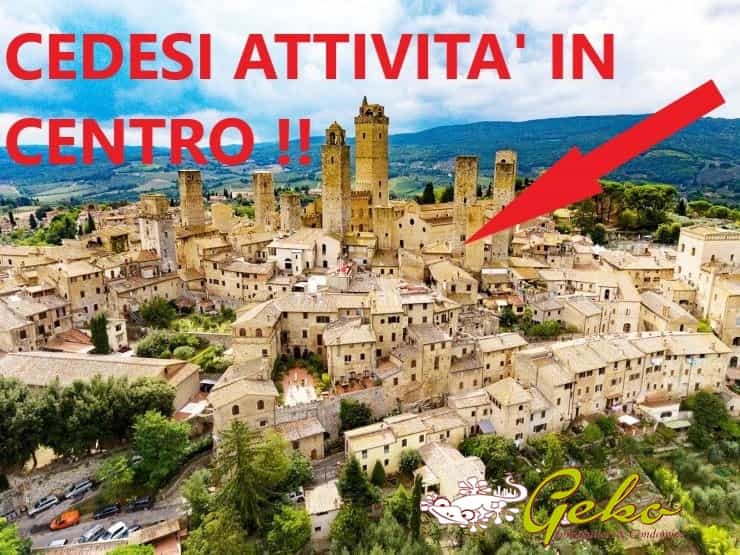 Teollinen sisään San Gimignano, Toscana 10700491