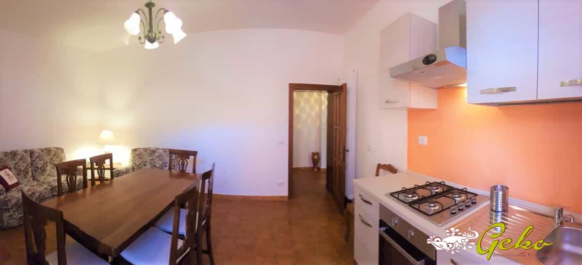 Квартира в Сан-Джіміньяно, Тоскана 10700494