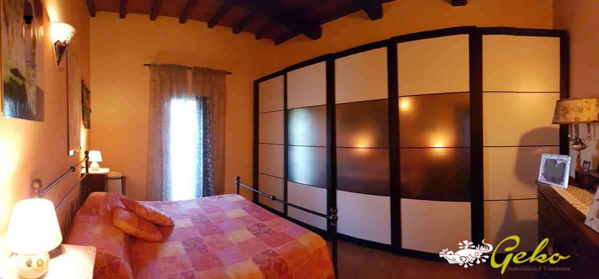 rumah dalam San Gimignano, Tuscany 10700501