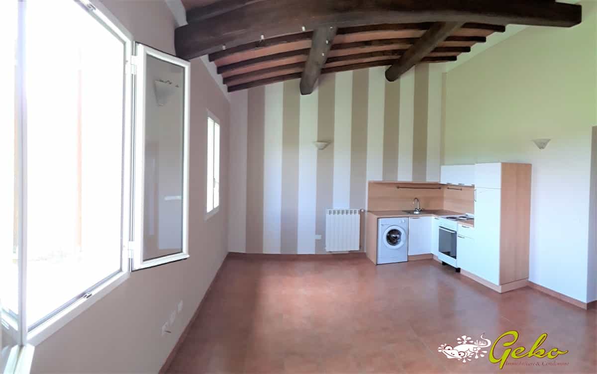 rumah dalam San Gimignano, Tuscany 10700530
