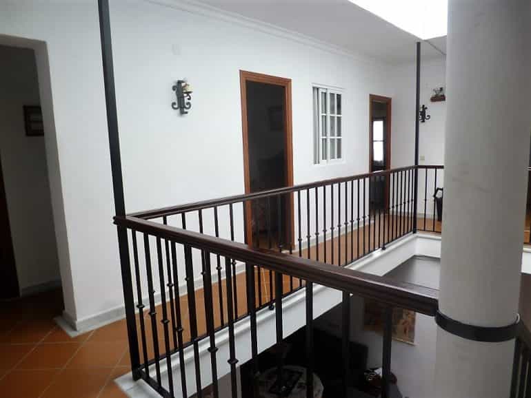 Rumah di Zahara de la Sierra, Andalusia 10700565
