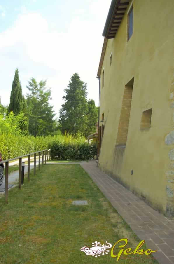 rumah dalam San Gimignano, Tuscany 10700606