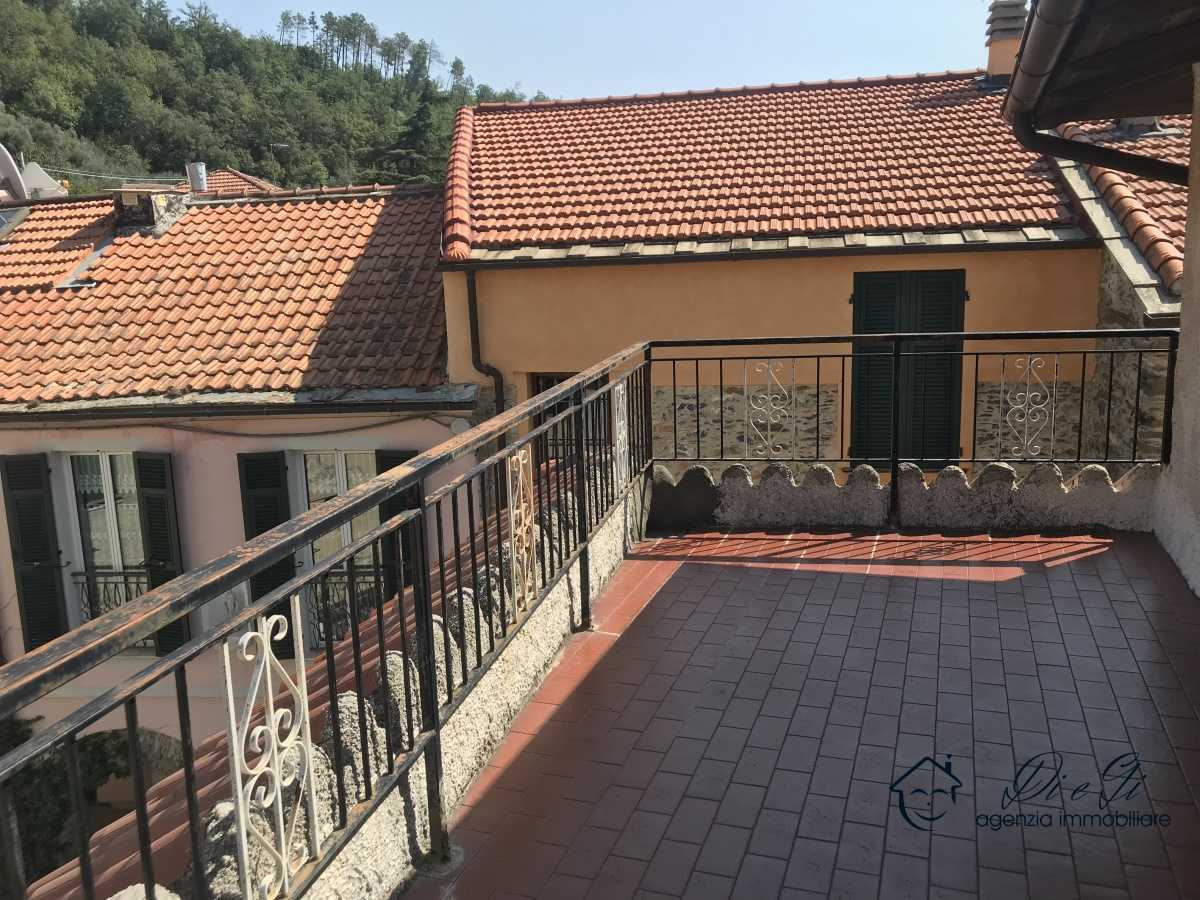 Condominium in , Liguria 10700655