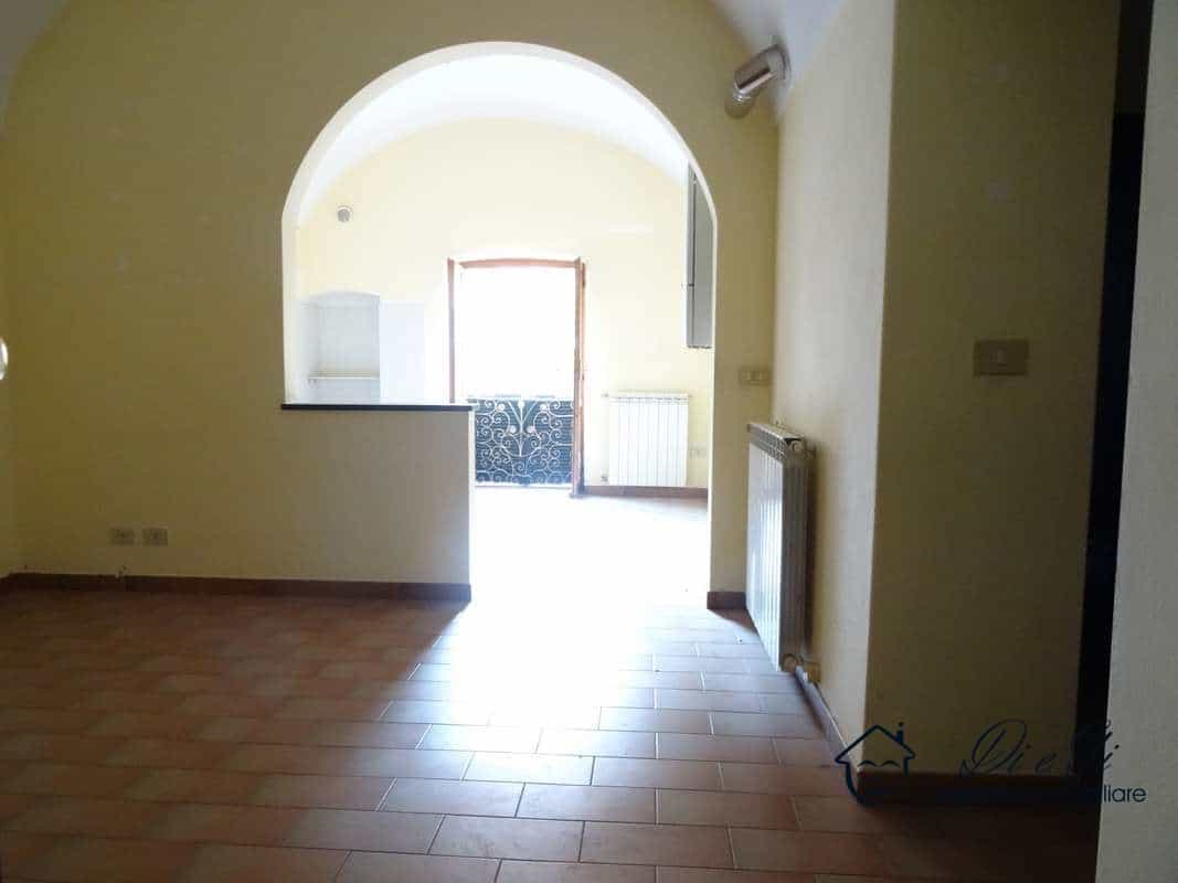 Condominium in Quiliano, Liguria 10700658