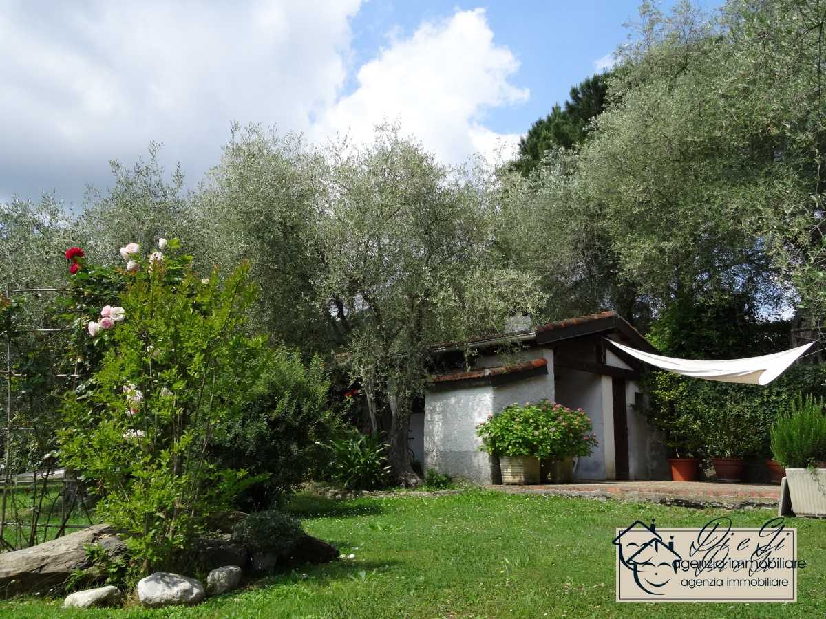 Dom w Garlenda, Liguria 10700659