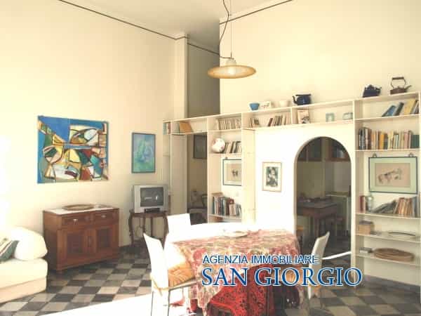 Condominium in Sarzana, Liguria 10700743