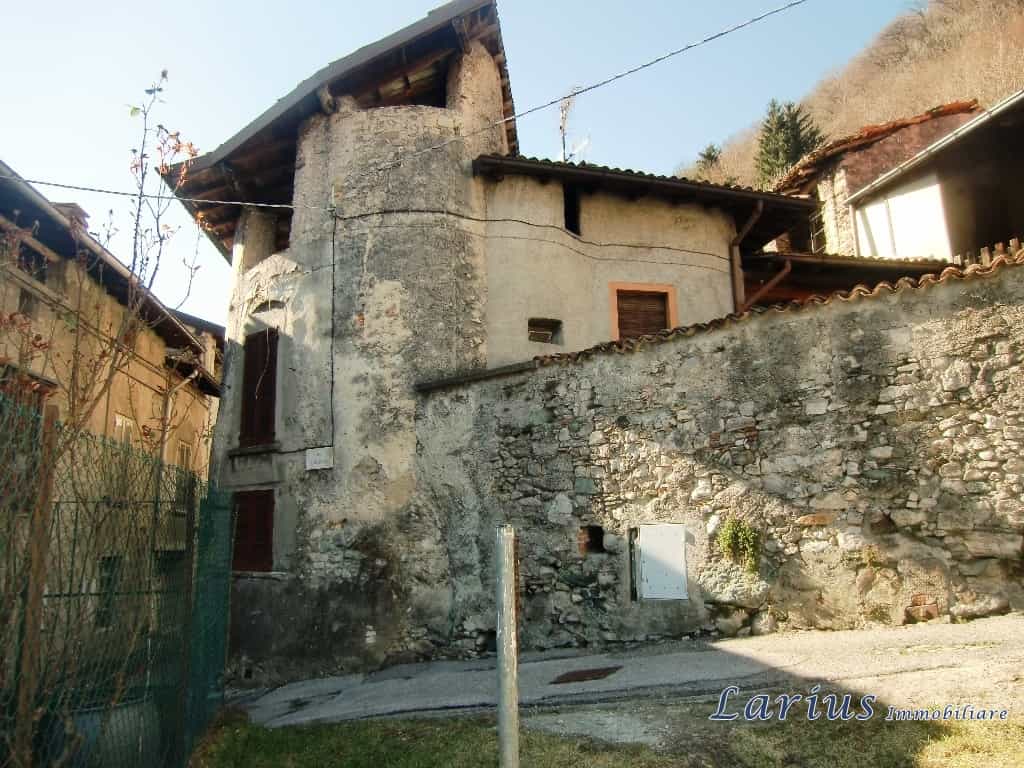 Haus im Pumenengo, Lombardei 10700855