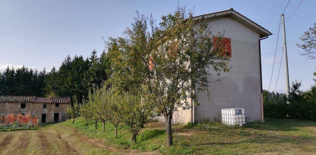 بيت في Macchino, Tuscany 10700990