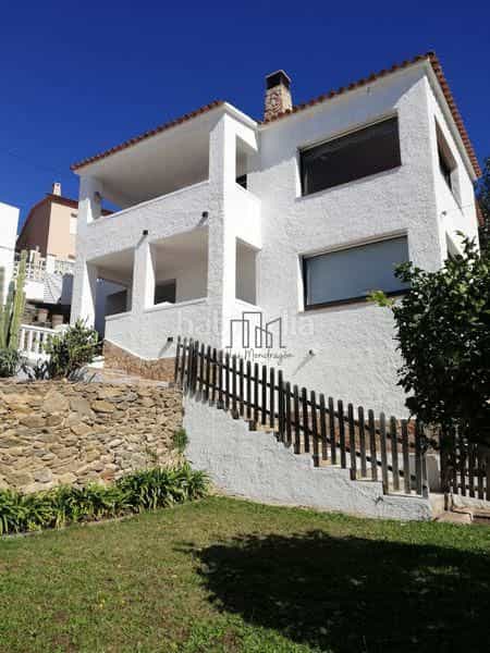 House in Montjoys, Catalonia 10701044