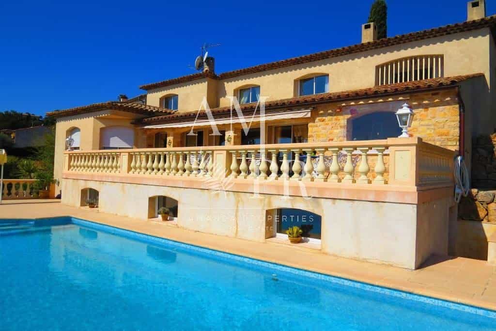 casa no Vallauris, Provença-Alpes-Costa Azul 10701255