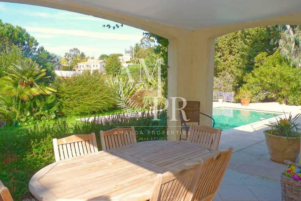 Hus i Cannes, Provence-Alpes-Cote d'Azur 10701317