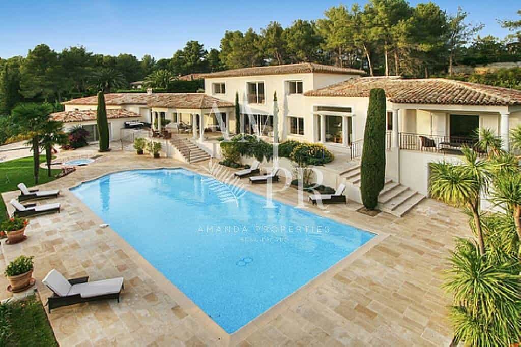 Talo sisään Opio, Provence-Alpes-Côte d'Azur 10701357