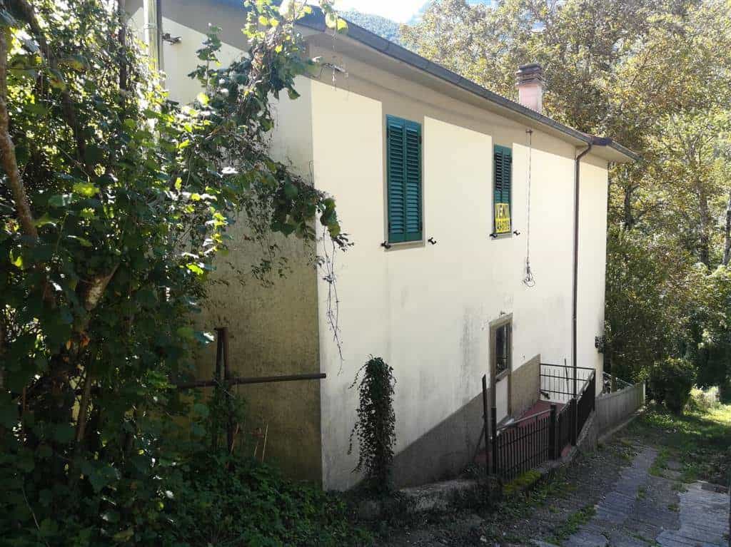 жилой дом в Gramolazzo, Toscana 10701438