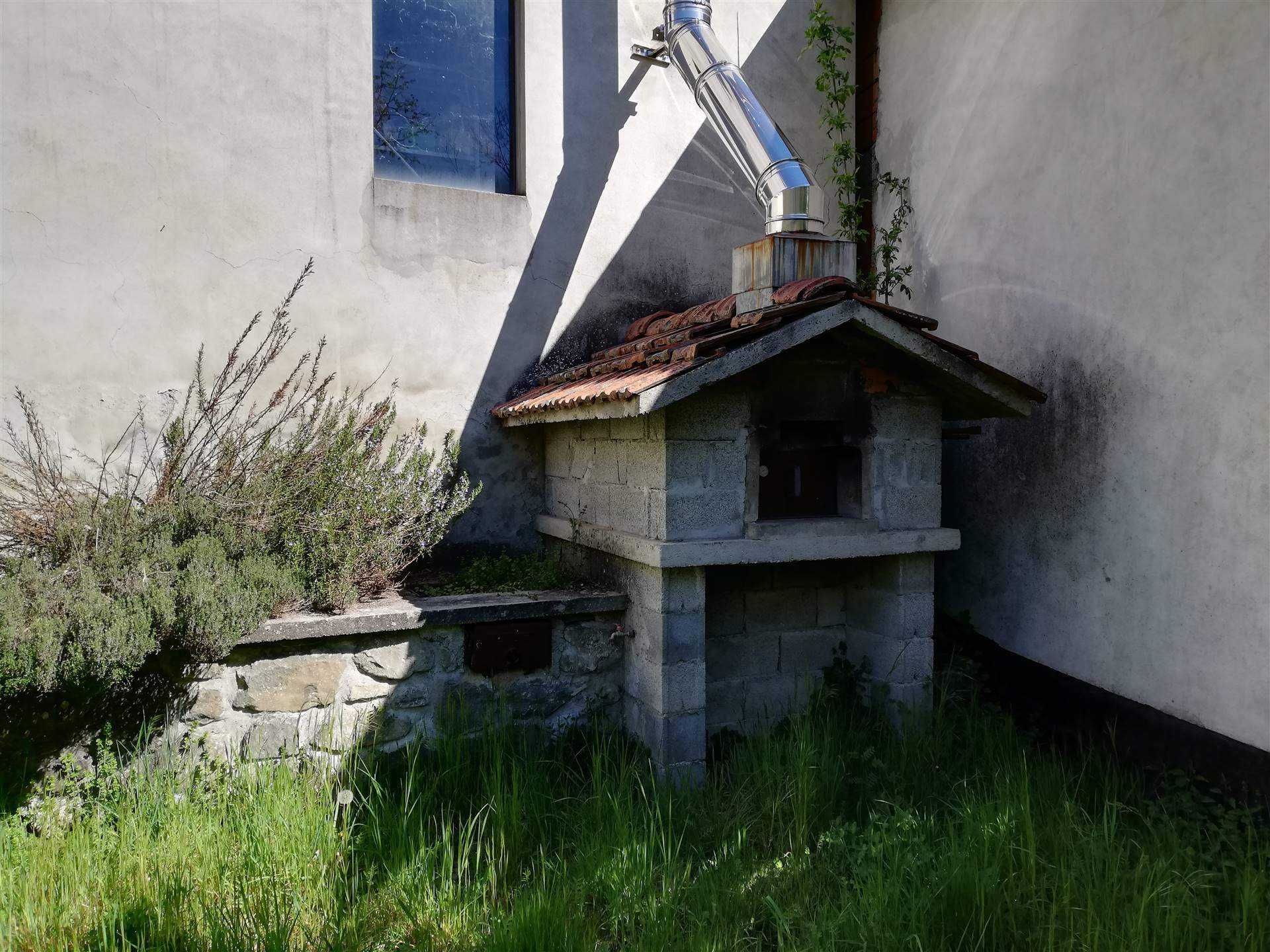 بيت في مينوتشيانو, توسكانا 10701438