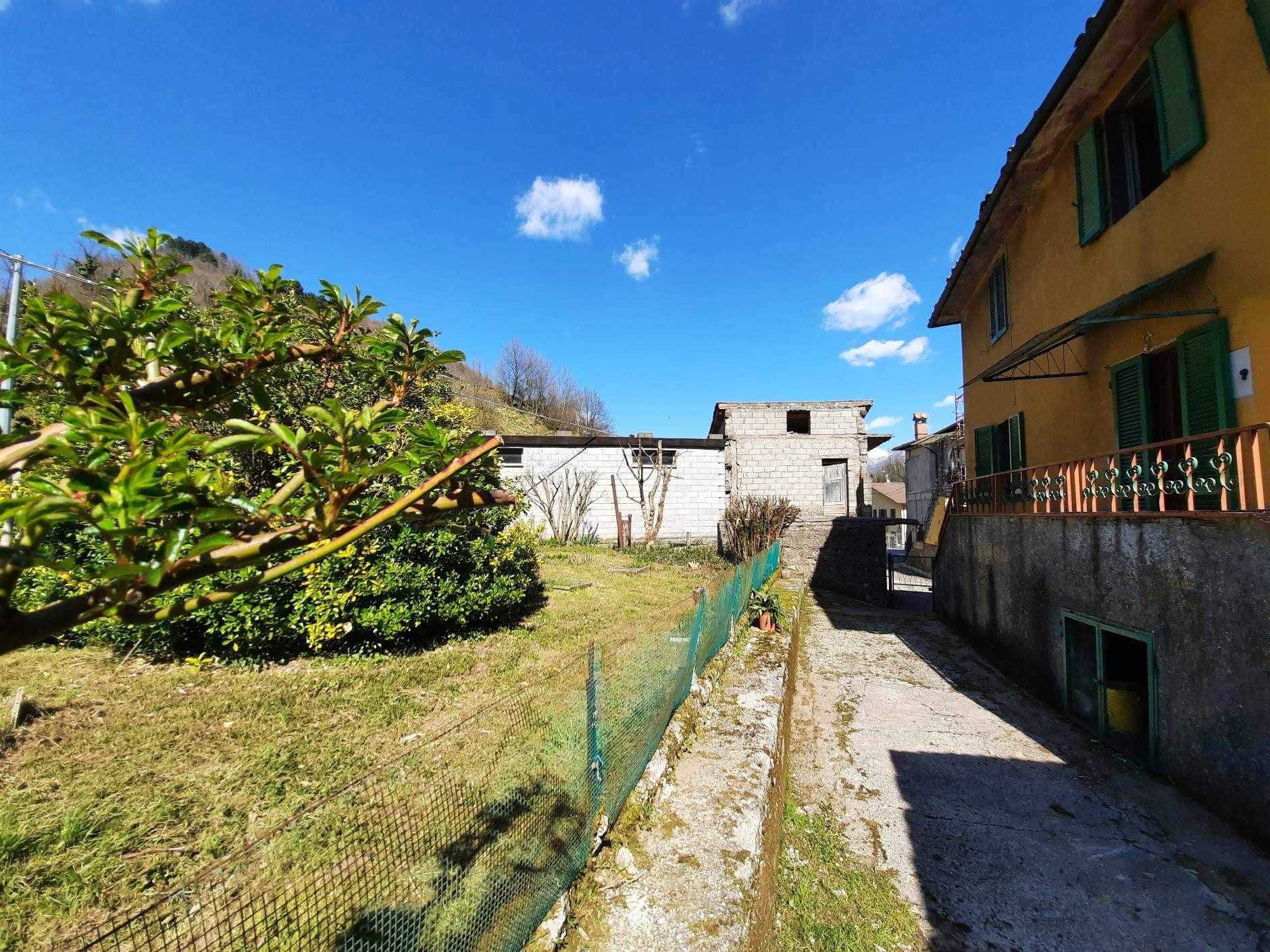 Dom w Gallicano, Toscana 10701440