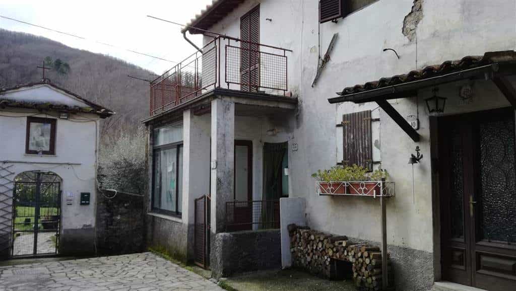 房子 在 博尔戈·莫扎诺, 托斯卡纳 10701470