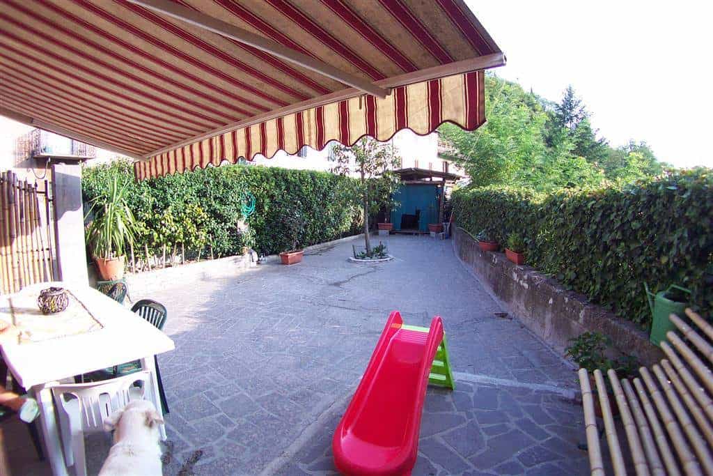rumah dalam Ponte di Catagnana, Tuscany 10701491