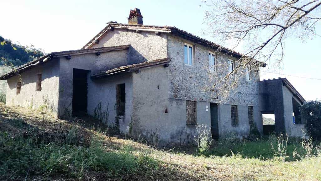 Rumah di Fibbialla, Toskana 10701492