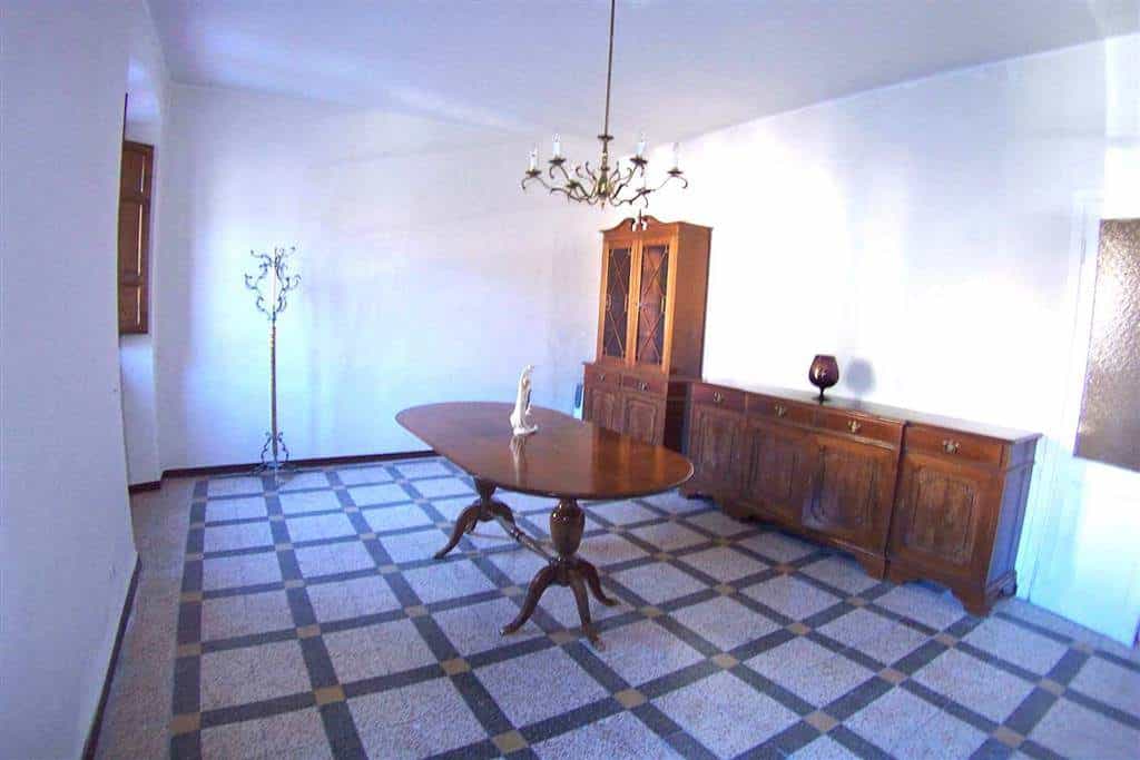Dom w Gallicano, Toscana 10701533