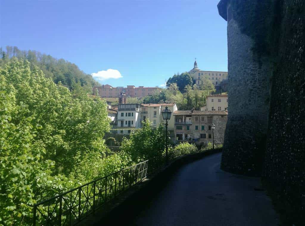 Condominio en Castelnuovo di Garfagnana, toscana 10701538