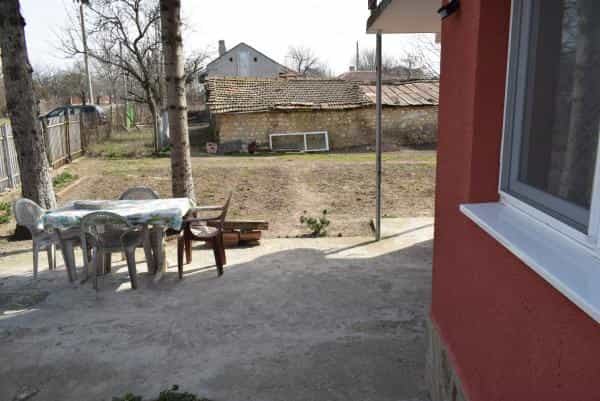 Casa nel General Toshevo, Dobrich Province 10701706