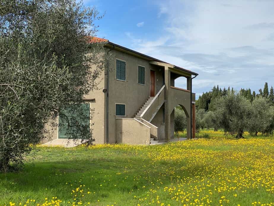 House in Castagneto Carducci, Tuscany 10701786