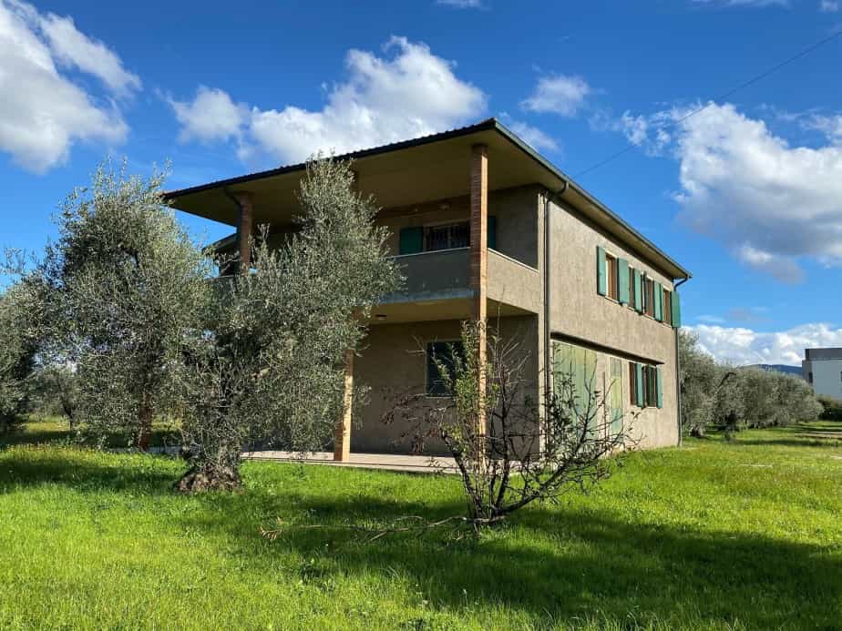 σπίτι σε Castagneto Carducci, Toscana 10701786