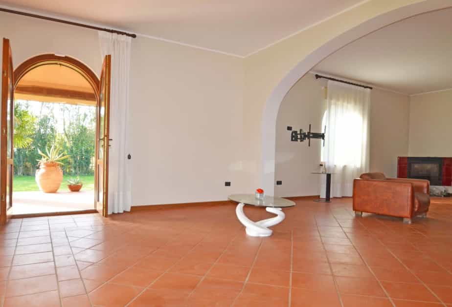 House in Arlena di Castro, Lazio 10701791