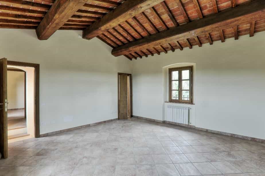 집 에 , Toscana 10701809