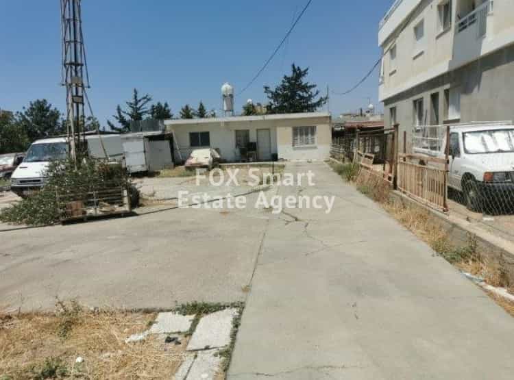 Tanah di Nikosia, Lefkosia 10707853