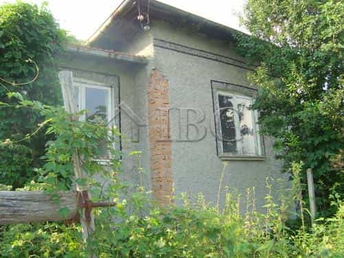 Rumah di Pavel, Veliko Tarnovo 10710514