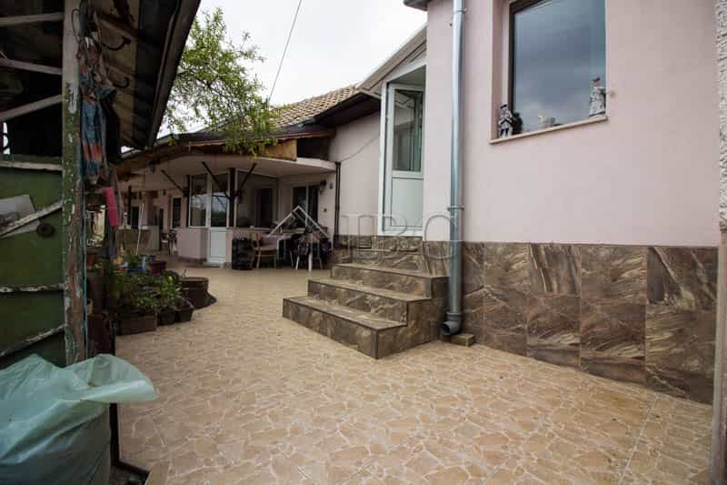 Casa nel Basarbovo, Stratagemma 10710596