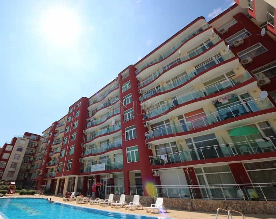 Condominium dans Sunny Beach, Burgas 10710836