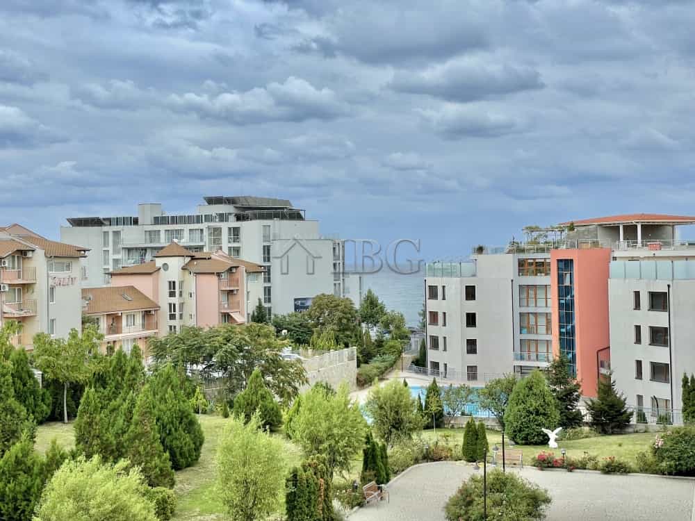 Condominium in Sveti Vlas, Burgas 10710842