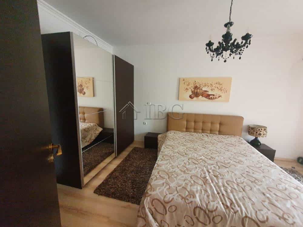 Condominium in Sveti Vlas, Burgas 10710843