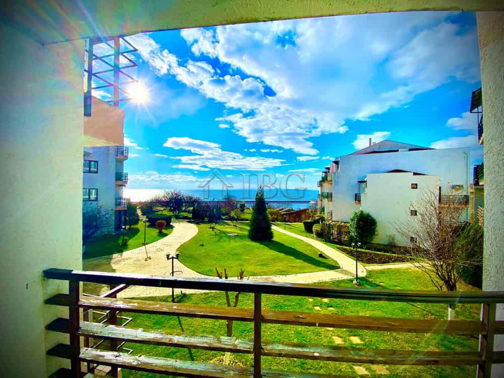 Condominium in Sveti Vlas, Burgas 10711057