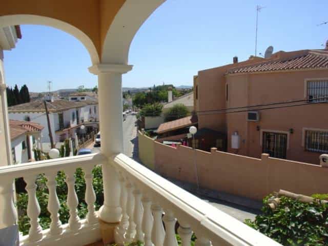 Talo sisään Fuengirola, Andalusia 10712605
