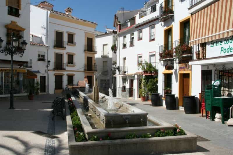 Rumah di Ojen, Andalusia 10712613
