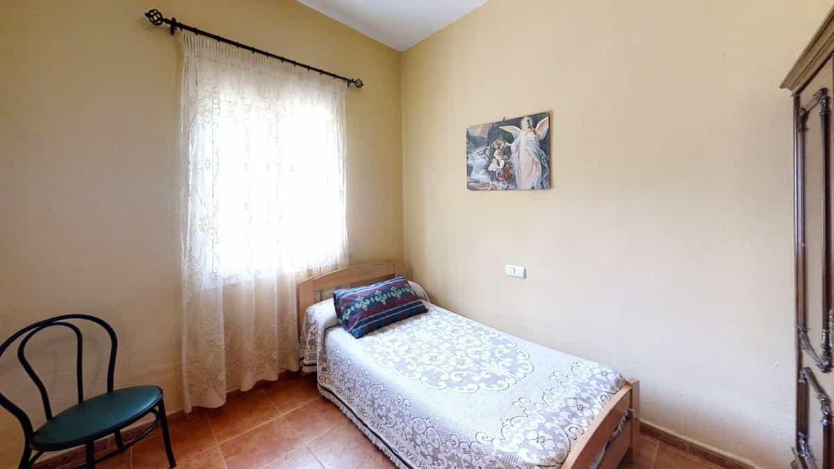 House in Coín, Andalucía 10713400