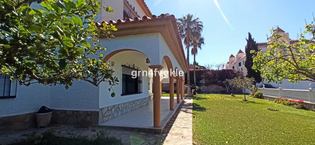 House in Algarrobo-Costa, Andalucía 10714759