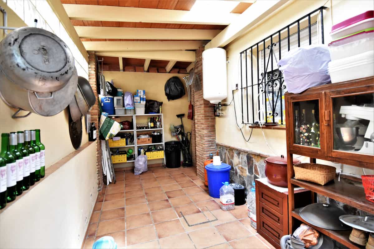 House in Cartama, Andalusia 10715540