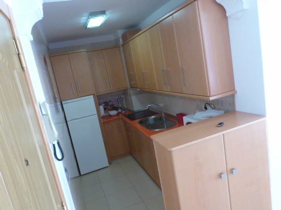 Condominium dans Algarrobo, Andalousie 10715639