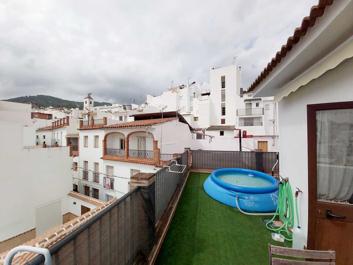 rumah dalam Tolox, Andalusia 10716027