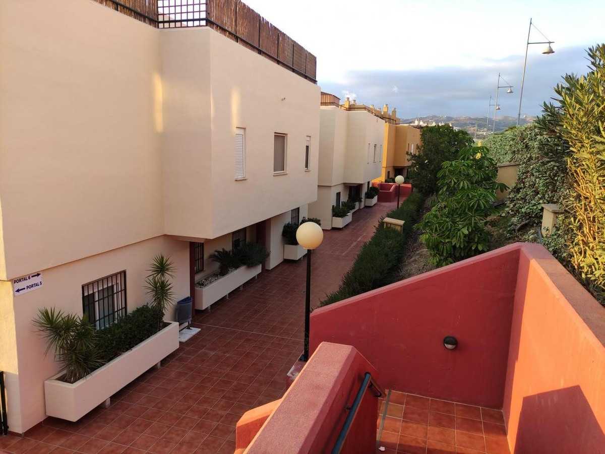 Condominium in Vélez-Málaga, Andalucía 10716092