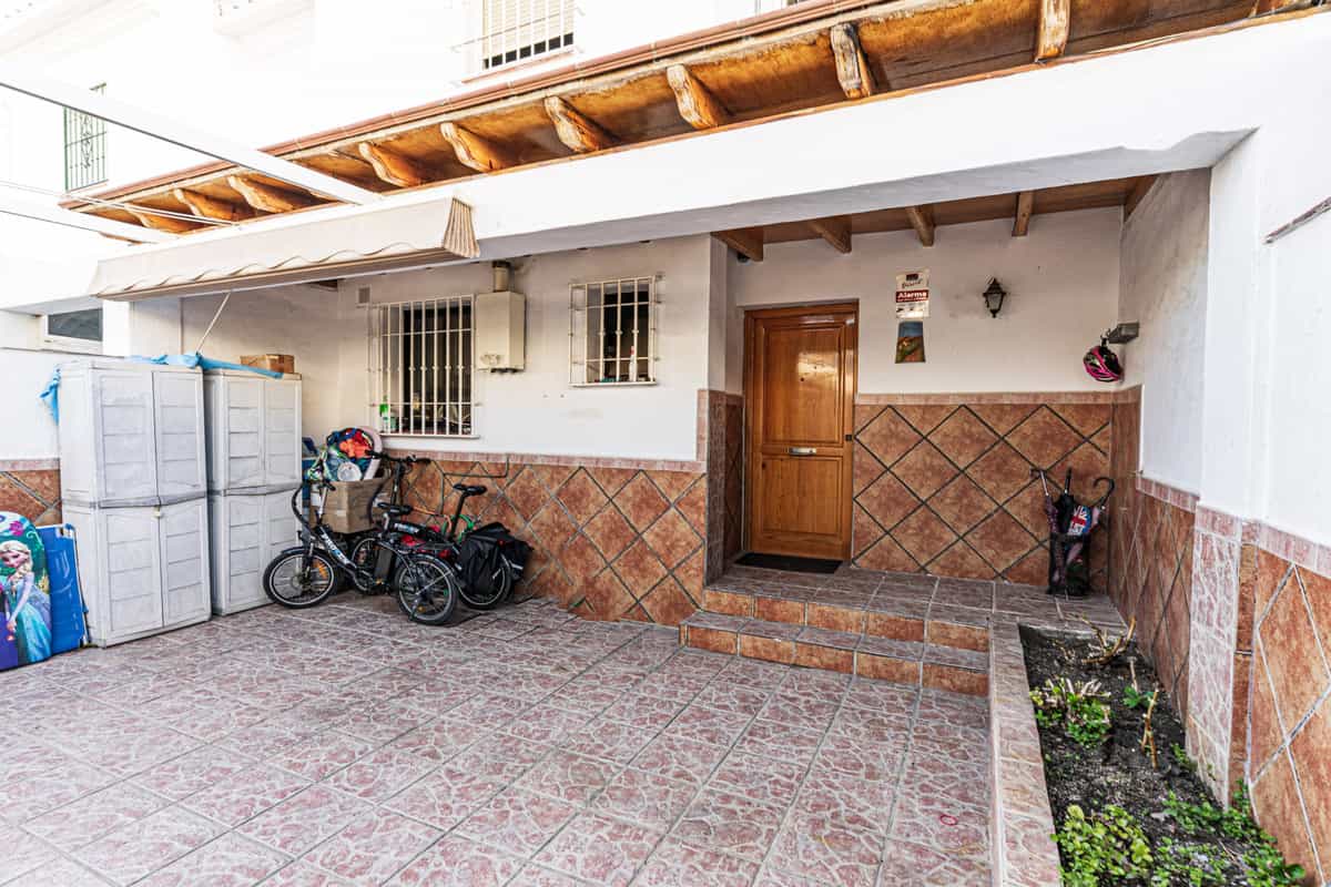 rumah dalam Frigiliana, Andalusia 10716299
