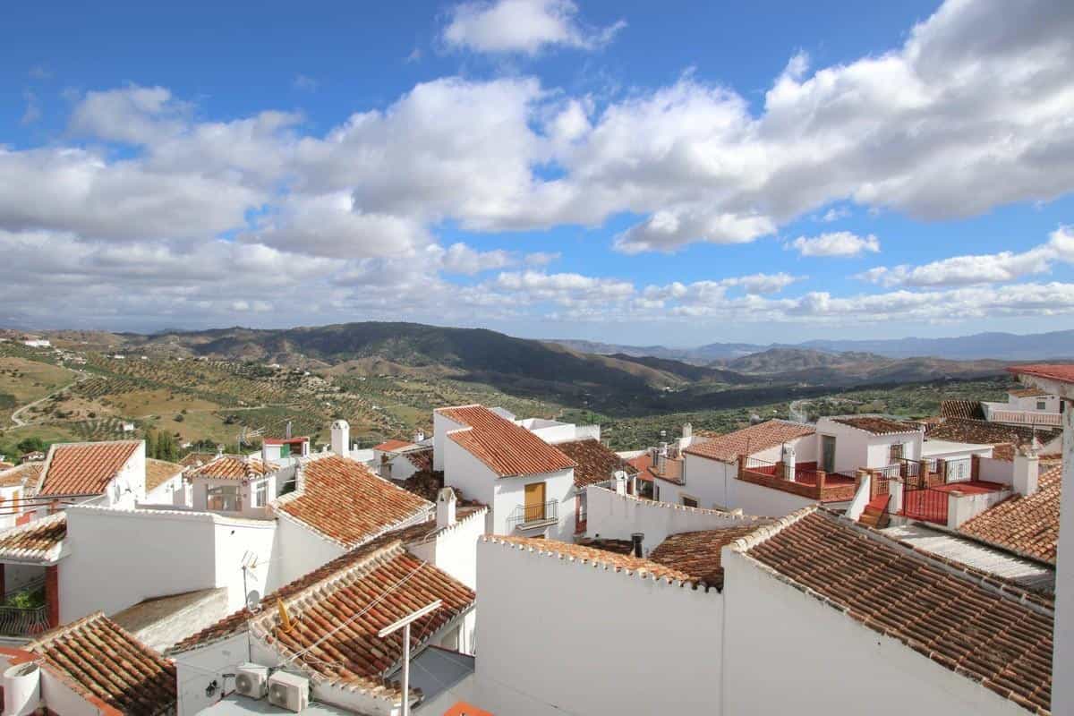 House in Casarabonela, Andalusia 10716366