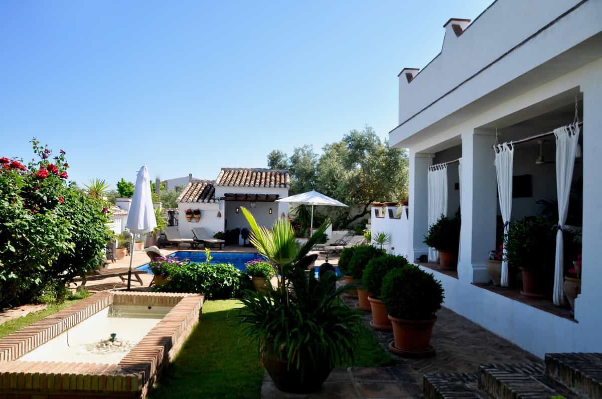 Rumah di Villanueva del Trabuco, Andalucía 10716751