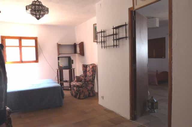 σπίτι σε Vélez-Málaga, Andalucía 10716892