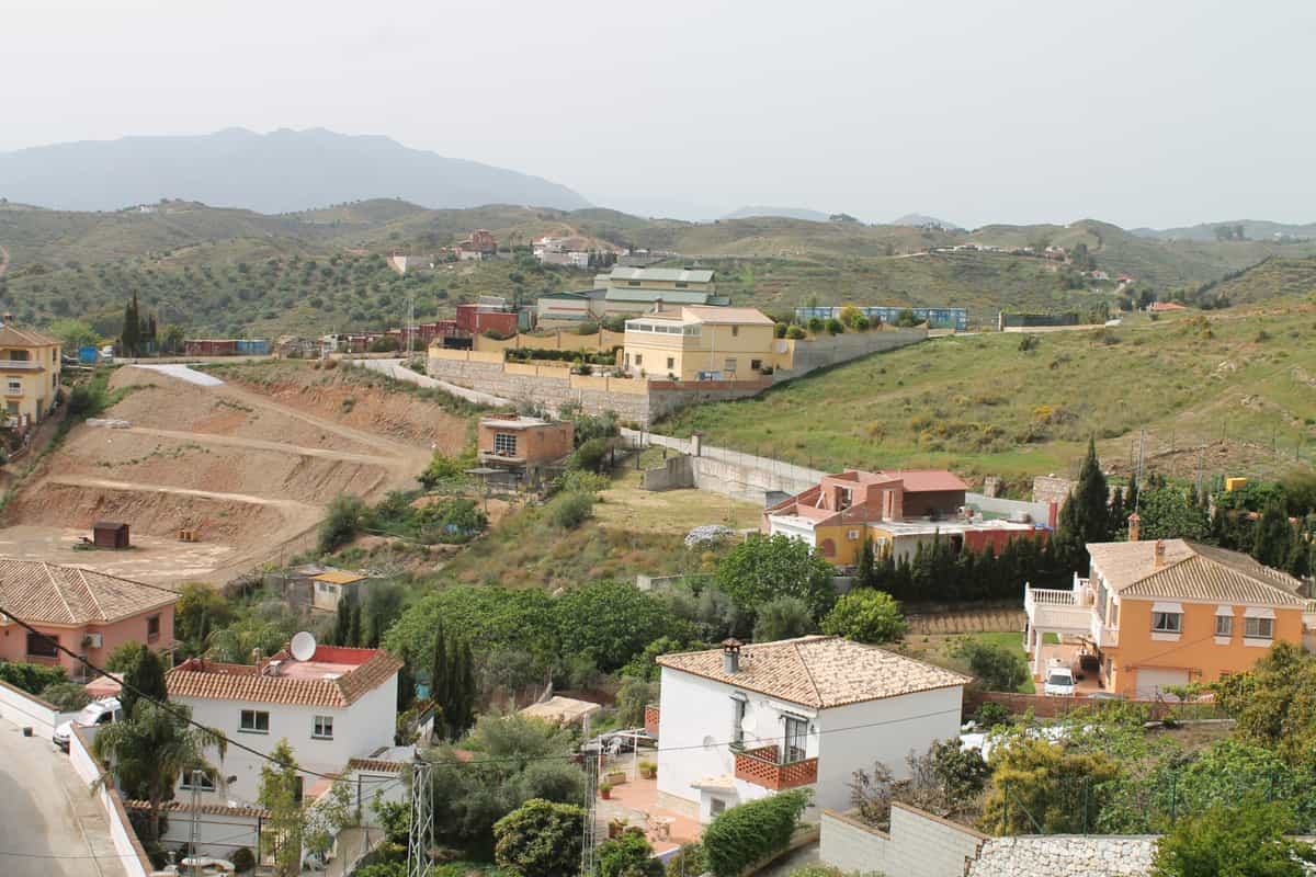 Land in Almayate Bajo, Andalusia 10717069
