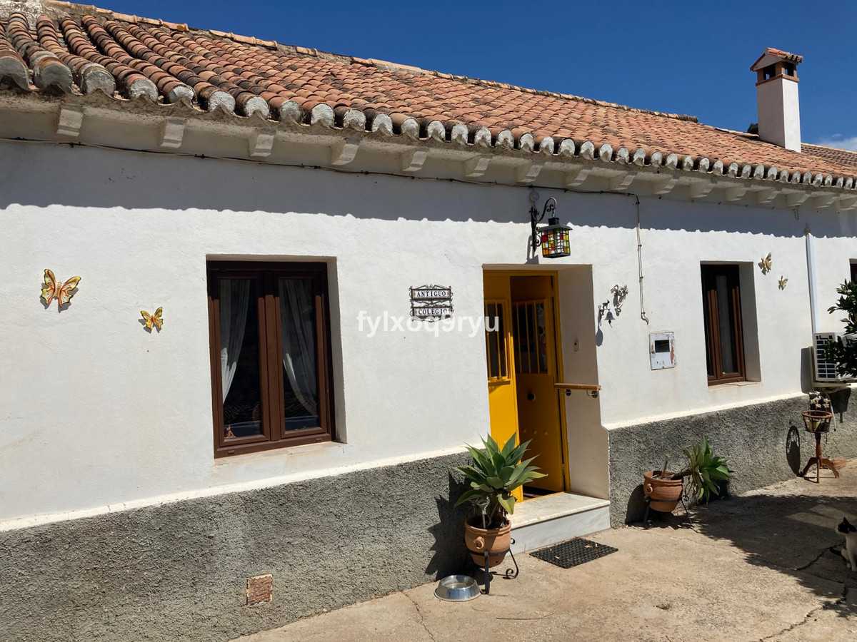 House in Casabermeja, Andalusia 10717296